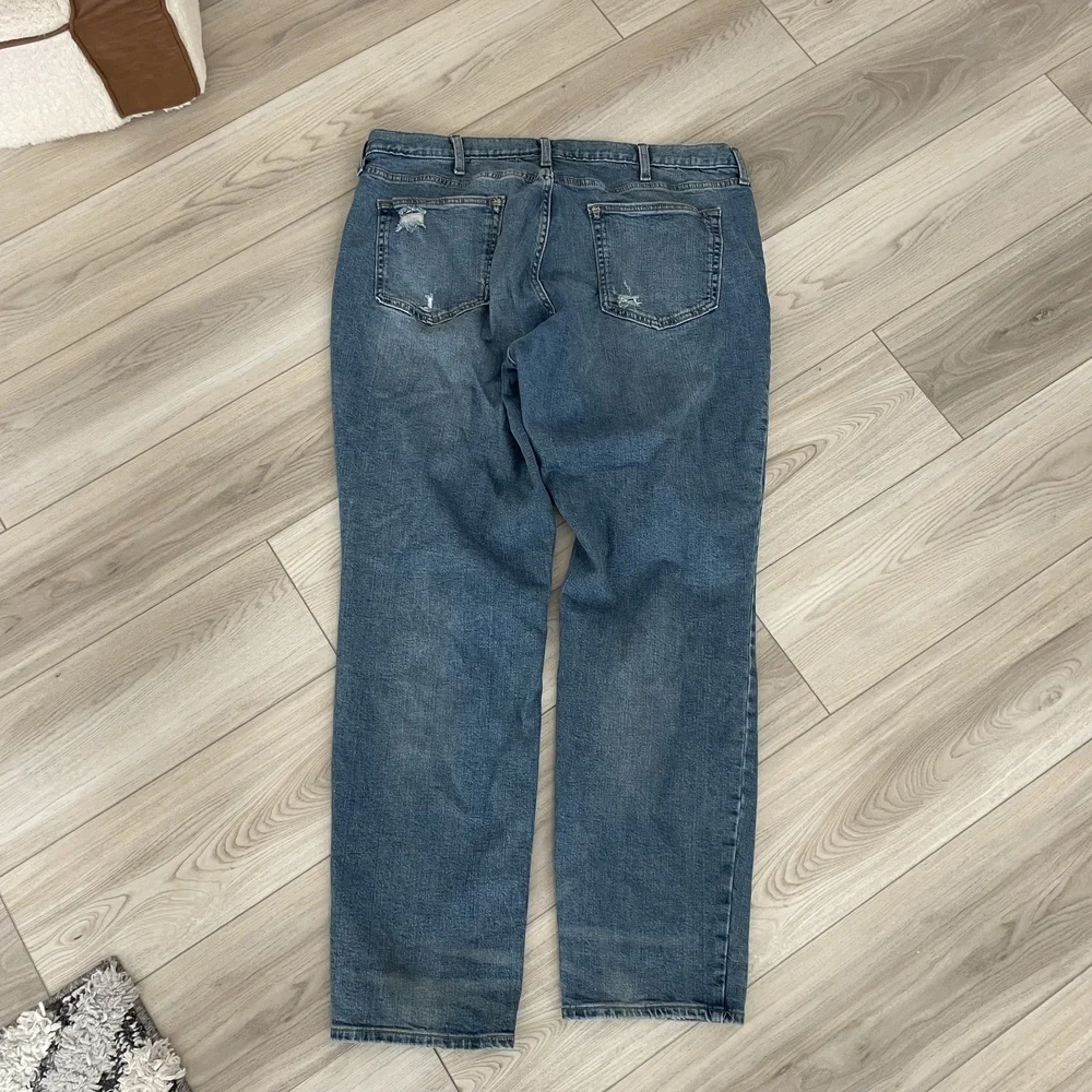 Old Navy Men’s‎ Blue Distressed Relaxed Tapered Jeans Size 40x34